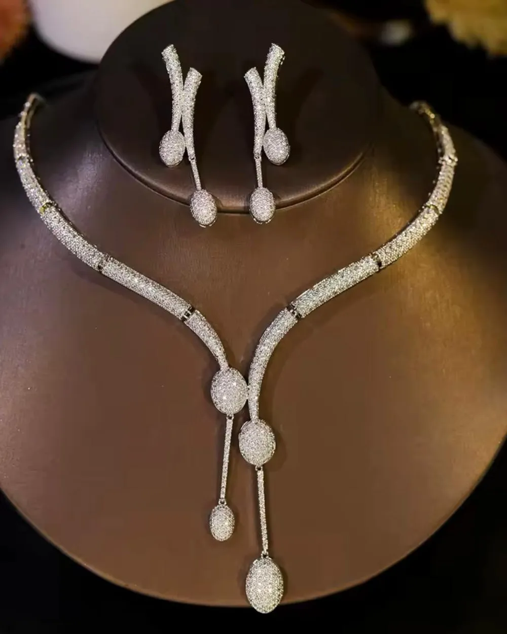 Sole Drop — Drop earrings